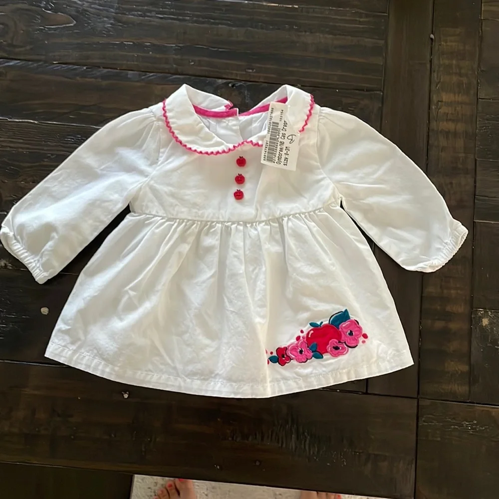 Gymboree NWOT apple button 0-3months apple and floral